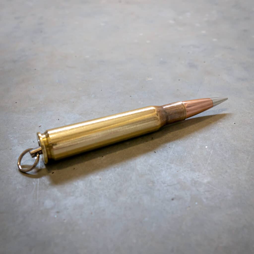 .50 BMG / 12,7 × 99 mm NATO Patrone Anhänger mit Silver Tip Geschoss
