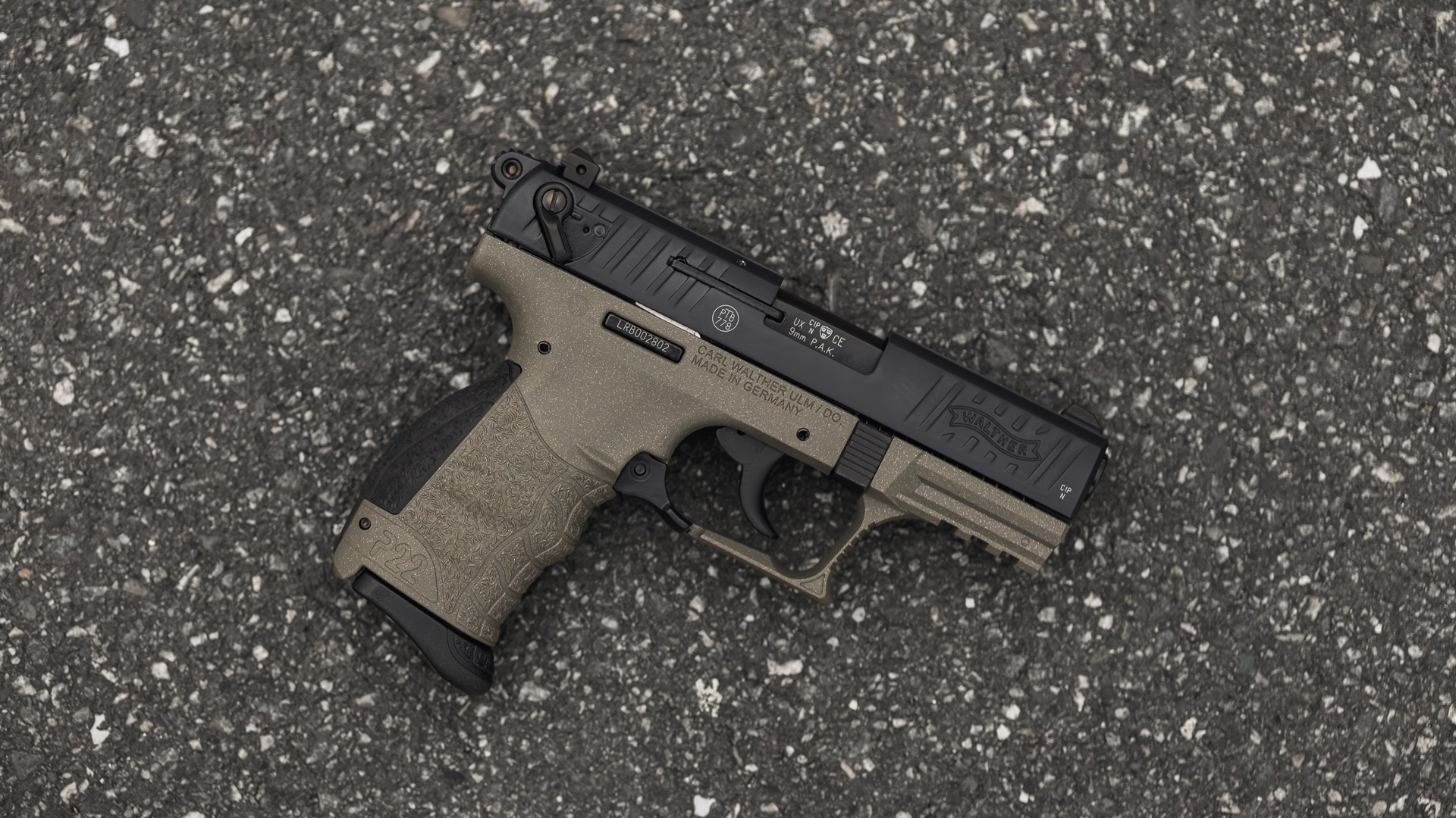 Schreckschuss-Pistole-Walther-P22Q-Wallpaper