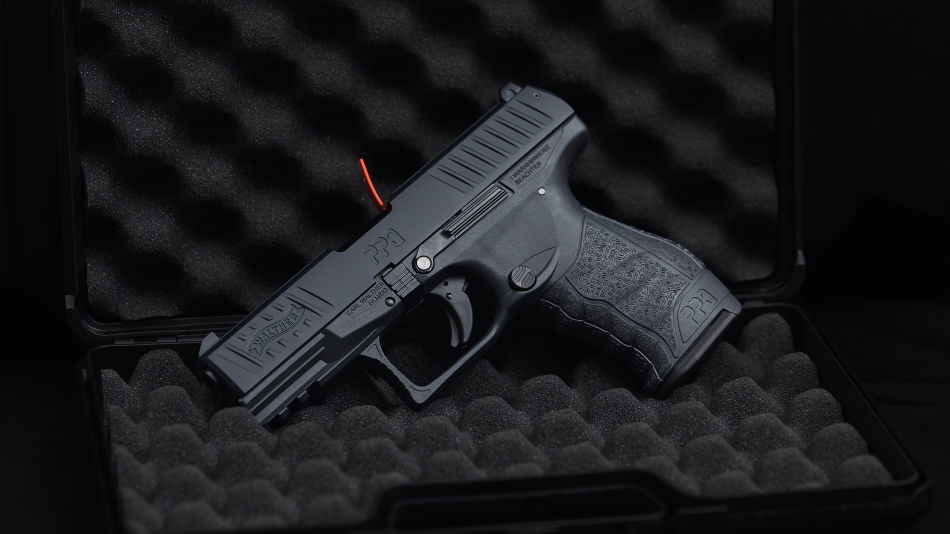 Walther-PPQ-M2-cerakote-Wallpaper