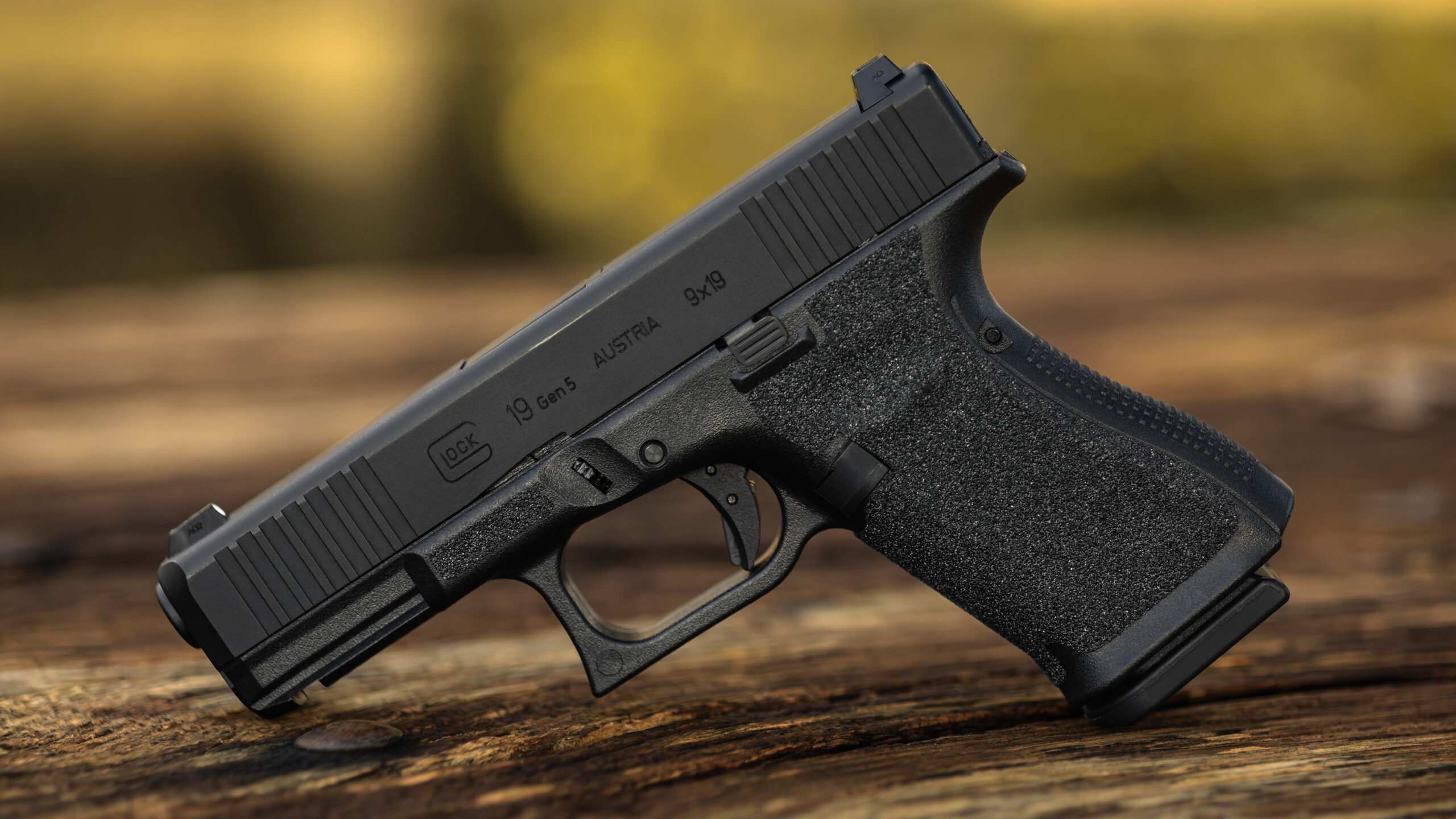 Umarex-Glock-19-Gen-5-GBB-Airsoft-Build-Copper-and-Brass-Wallpaper